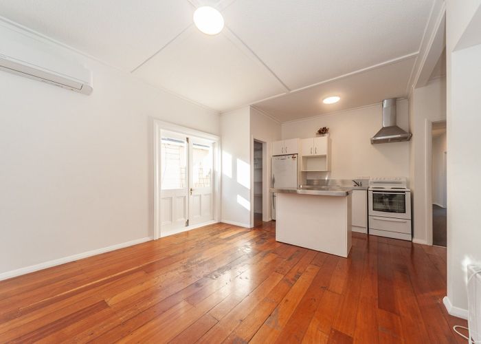  at 307 Adelaide Road (Top Flat), Newtown, Wellington, Wellington