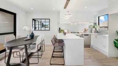  at 2/8 Atarangi Road, Greenlane, Auckland
