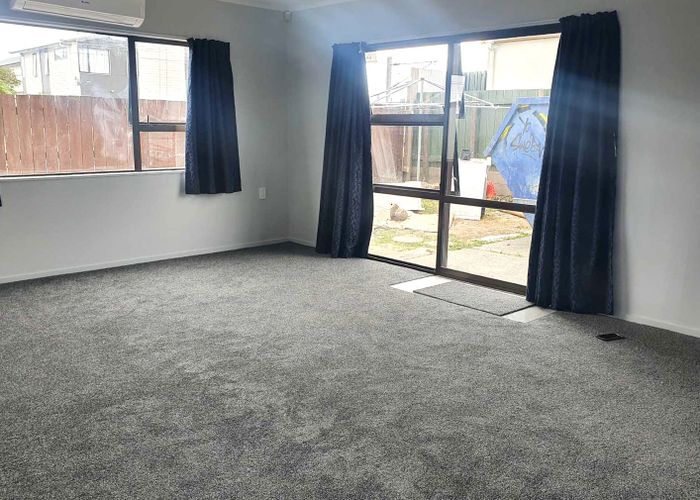  at 2/6 Woodside Road, Manurewa, Manukau City, Auckland