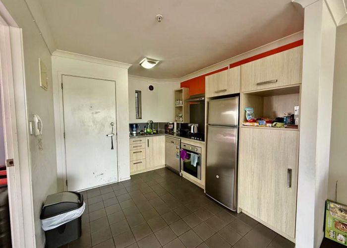 at 8/15 Minnie Street, Eden Terrace, Auckland City, Auckland
