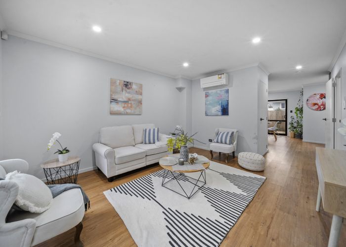  at 10B Kent Road, Manurewa, Manukau City, Auckland