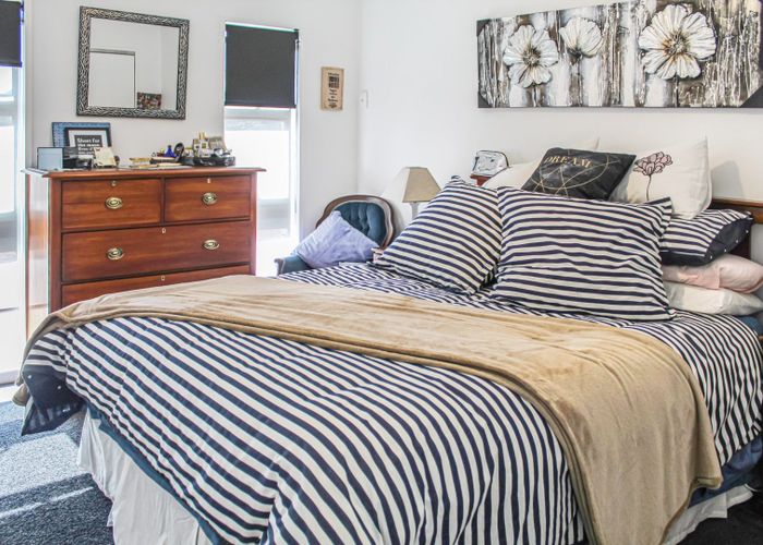  at 8A Bruce Place, Highbury, Palmerston North