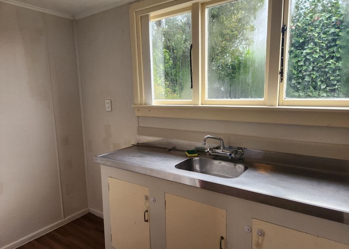  at 1/44 Ngarimu Street, Avonside, Christchurch City, Canterbury