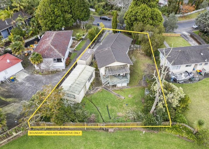  at 69 Riverpark Crescent, Henderson, Waitakere City, Auckland