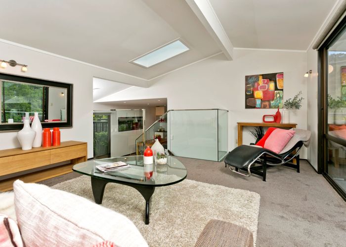  at 17a Telephone Rd, Birkenhead, North Shore City, Auckland