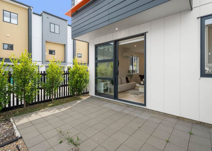  at 17 Papa Takaro Lane, Flat Bush, Manukau City, Auckland