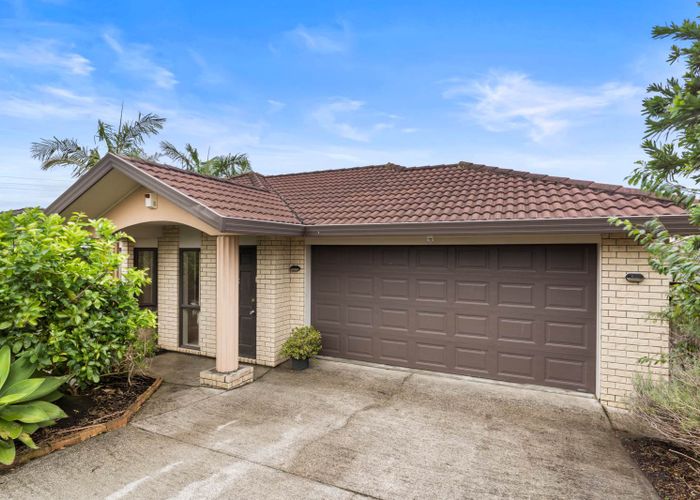  at 37 Robin Brooke Drive, Flat Bush, Auckland