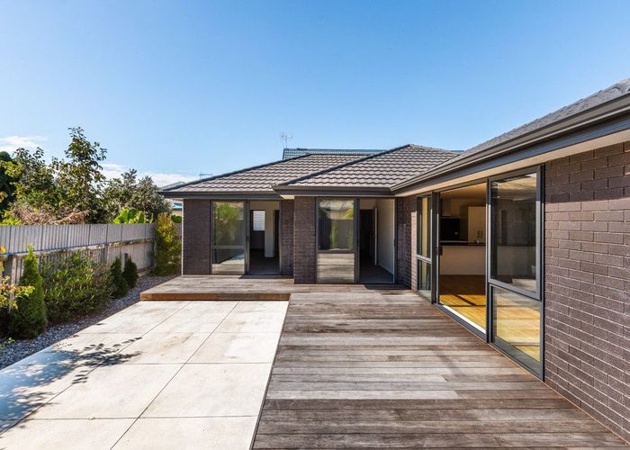  at 6a West Place, Greenmeadows, Napier, Hawke's Bay