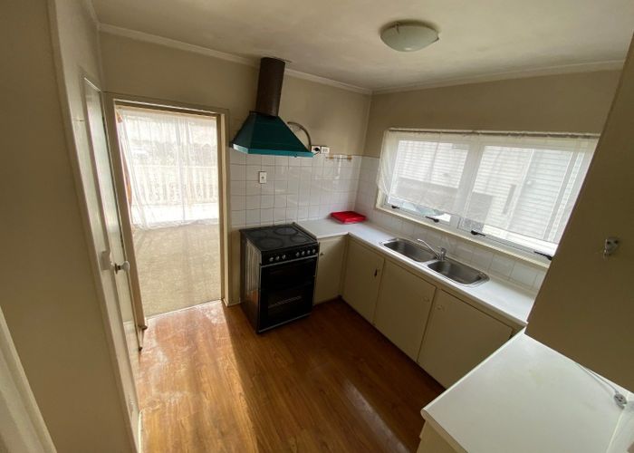  at 298 Bucklands Beach Road, Bucklands Beach, Manukau City, Auckland