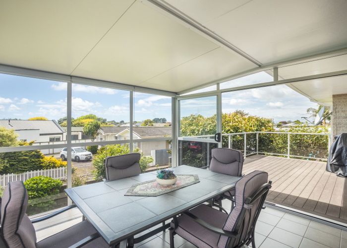  at 13 Julian Place, Westown, New Plymouth