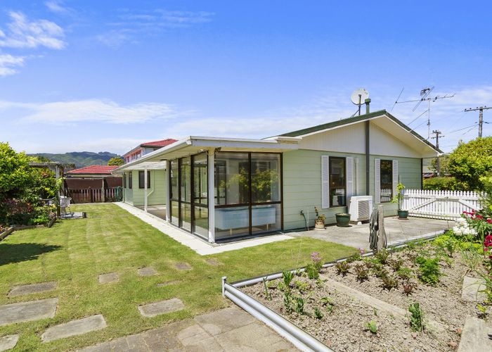  at 72 Garden Road, Avalon, Lower Hutt