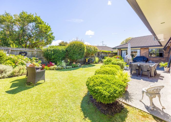  at 18 Gambia Grove, Flagstaff, Hamilton, Waikato