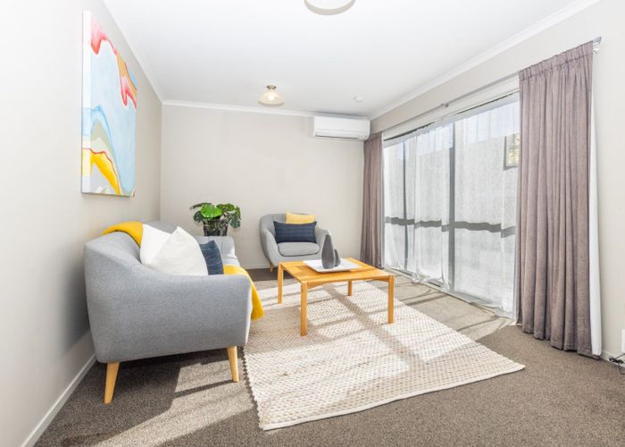  at 3/82 Clyde Street, Hamilton East, Hamilton