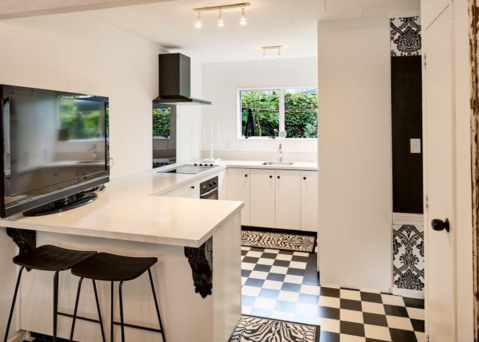  at 4/8 Nicholls Avenue, Petone, Lower Hutt