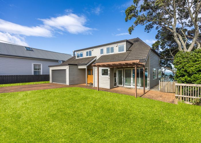  at 74 Queen Street, Northcote Point, North Shore City, Auckland