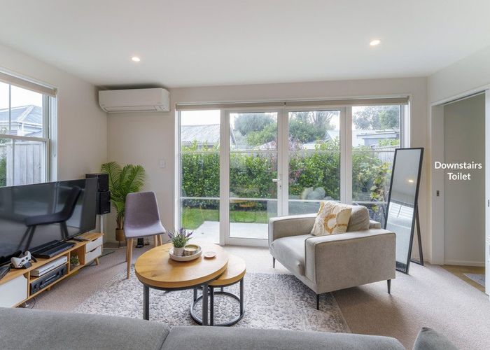 at 4/33 Dickens Street, Addington, Christchurch City, Canterbury
