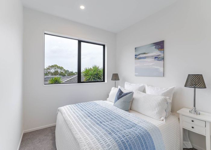  at Lot  5/ 40 Innismara Avenue, Wattle Downs, Manukau City, Auckland