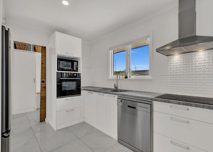  at 35 Basingstoke Street, Aranui, Christchurch