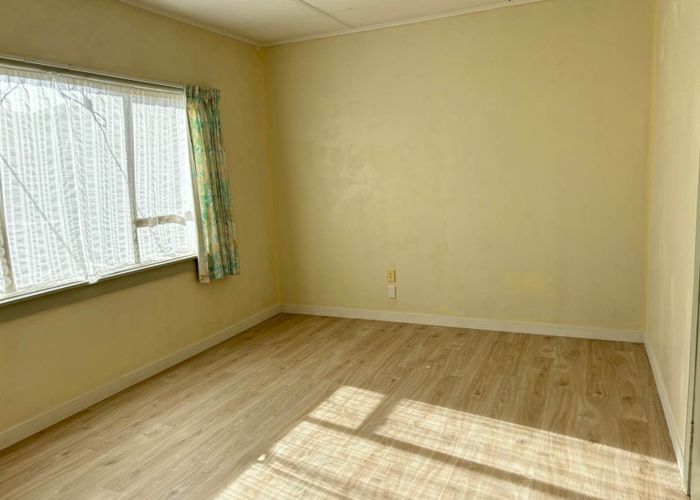  at 3 Clare Place, Mount Wellington, Auckland City, Auckland