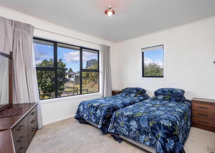  at 62 Tennessee Avenue, Mangere East, Manukau City, Auckland