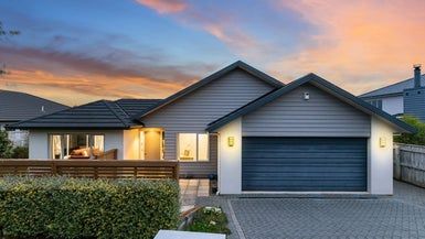  at 19 Tongariro Drive, Aotea, Porirua