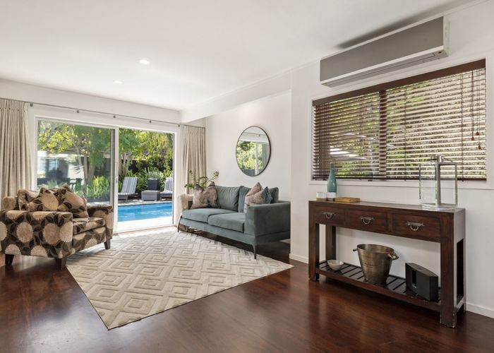 Recently sold 473 Beach Road, Murrays Bay, Auckland homes.co.nz