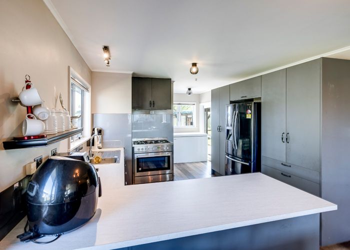  at 12 Arthur Hobson Avenue, Pirimai, Napier