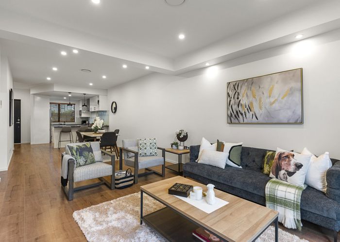  at 17 Moki Place, Long Bay, Auckland