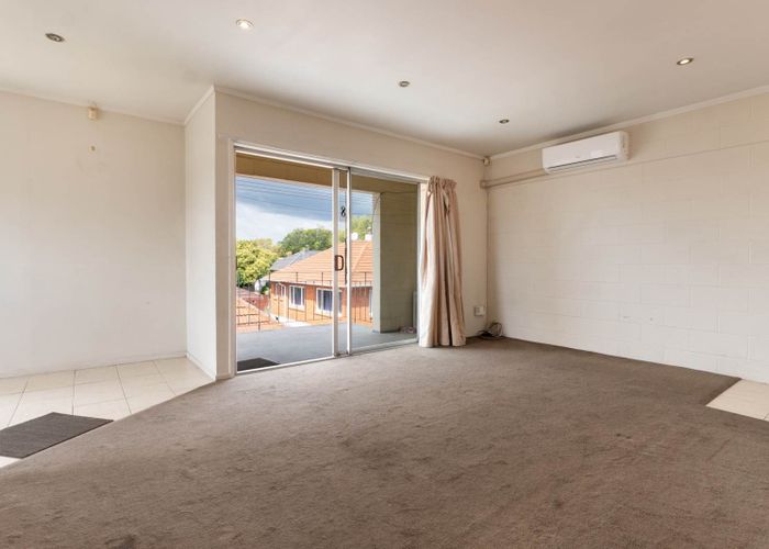  at 8/30 Princes Street East, Otahuhu, Auckland City, Auckland