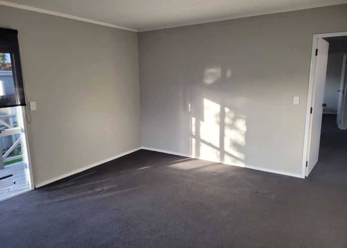  at 2/112 View Road, Sunnyvale, Waitakere City, Auckland