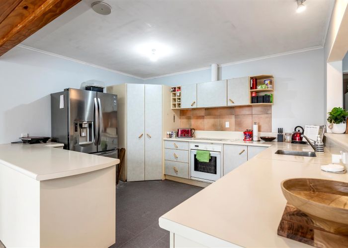  at 59 Gordon Road, Western Heights, Rotorua