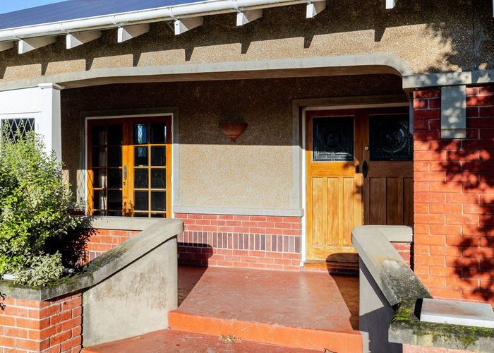  at 8 Annandale Avenue, Takaro, Palmerston North, Manawatu / Whanganui