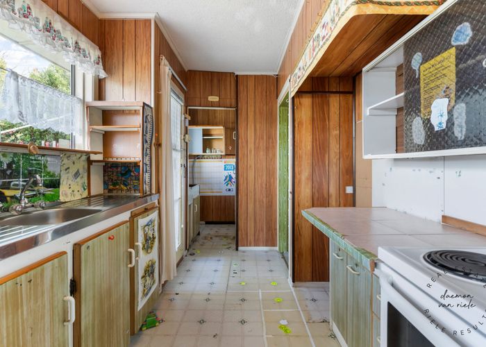  at 13 Thompson Terrace, Manurewa, Manukau City, Auckland