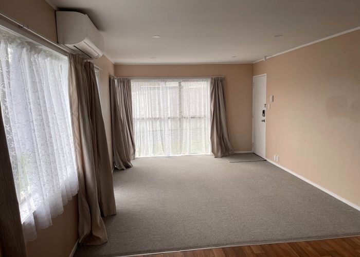  at 1/76 Prince Regent Drive, Half Moon Bay, Manukau City, Auckland