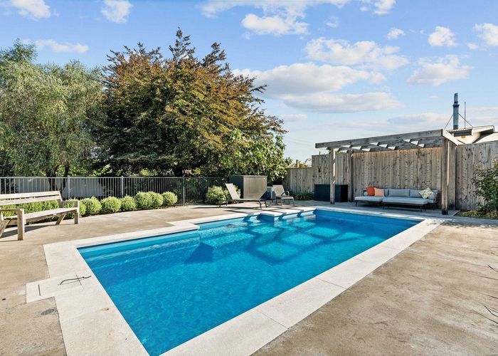  at 12 Suez Street, Martinborough
