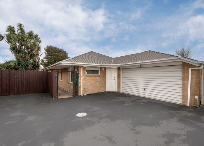  at 2/9 Ruru Road, Bromley, Christchurch City, Canterbury