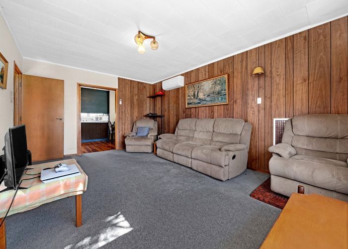  at 26 Temuri Place, Glendene, Waitakere City, Auckland