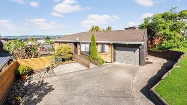  at 170 Sturges Road, Henderson, Auckland