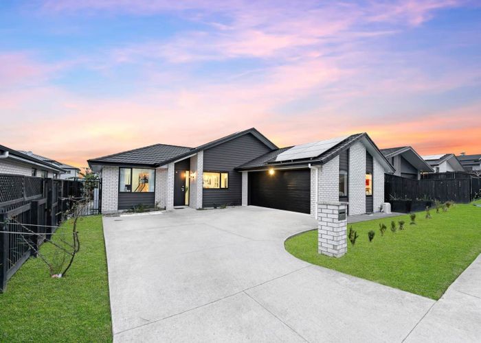  at 6D Crows Road, Swanson, Waitakere City, Auckland