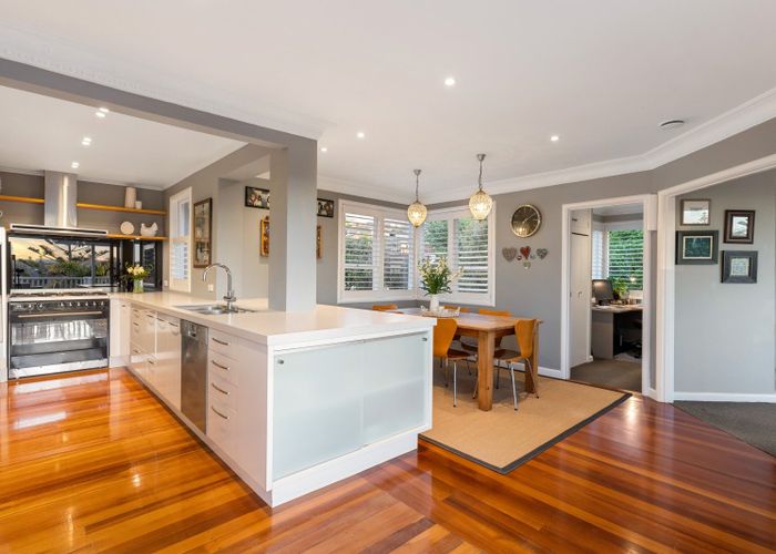  at 13 Evelyn Road, Cockle Bay, Auckland