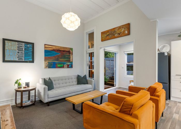  at 16 St Lukes Road, Mount Albert, Auckland City, Auckland