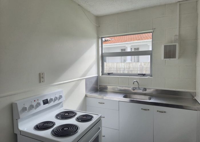  at 3/5 Albert Street, Hamilton East, Hamilton, Waikato
