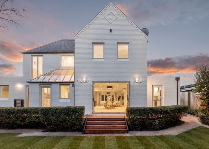  at 32 Wai-iti Terrace, Fendalton, Christchurch City, Canterbury