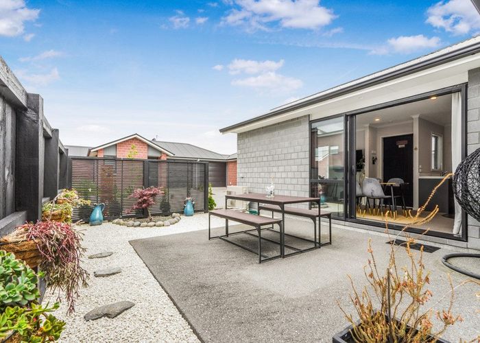  at 4/37 North Ridge Drive, Rototuna, Hamilton, Waikato
