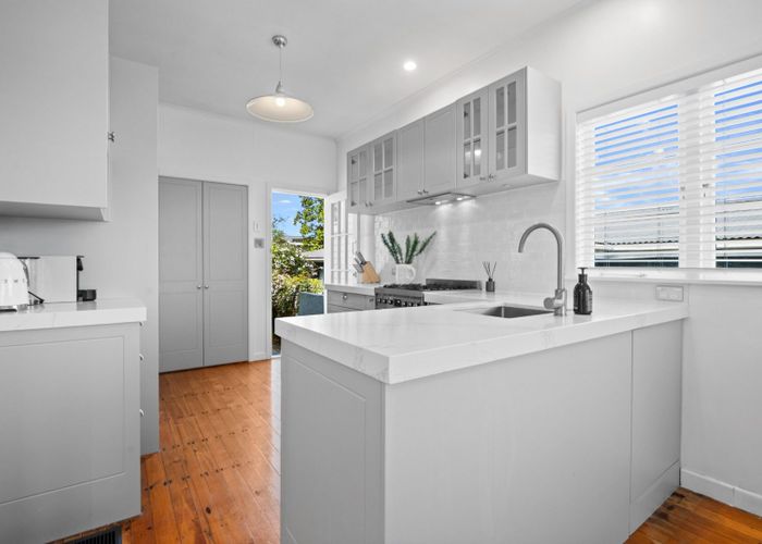  at 3 Tay Street, Grey Lynn, Auckland City, Auckland