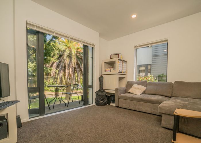  at 5 Sudbury Terrace, Parnell, Auckland