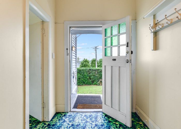  at 3 Queens Avenue, Frankton, Hamilton, Waikato