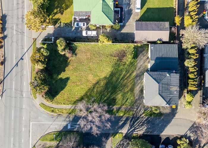  at 391 Main North Road, Redwood, Christchurch City, Canterbury