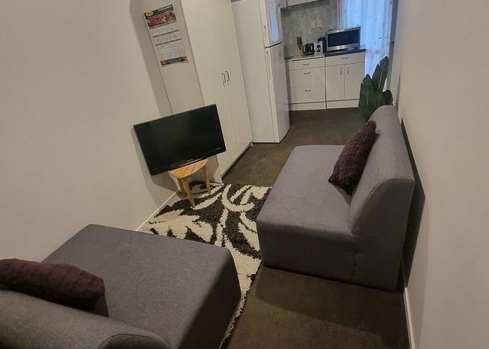  at 16 Leith Court, Papatoetoe, Manukau City, Auckland