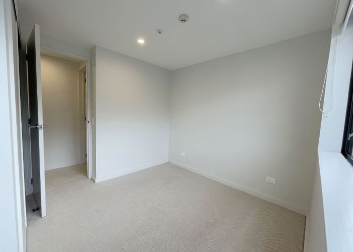  at 9/269 Rosedale Road, Albany, Auckland